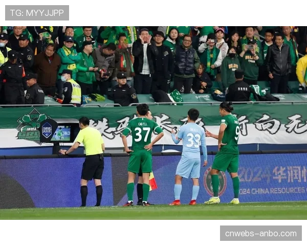 北京国安1-0深圳新鹏城，艰难取胜暴露中场衔接不畅问题